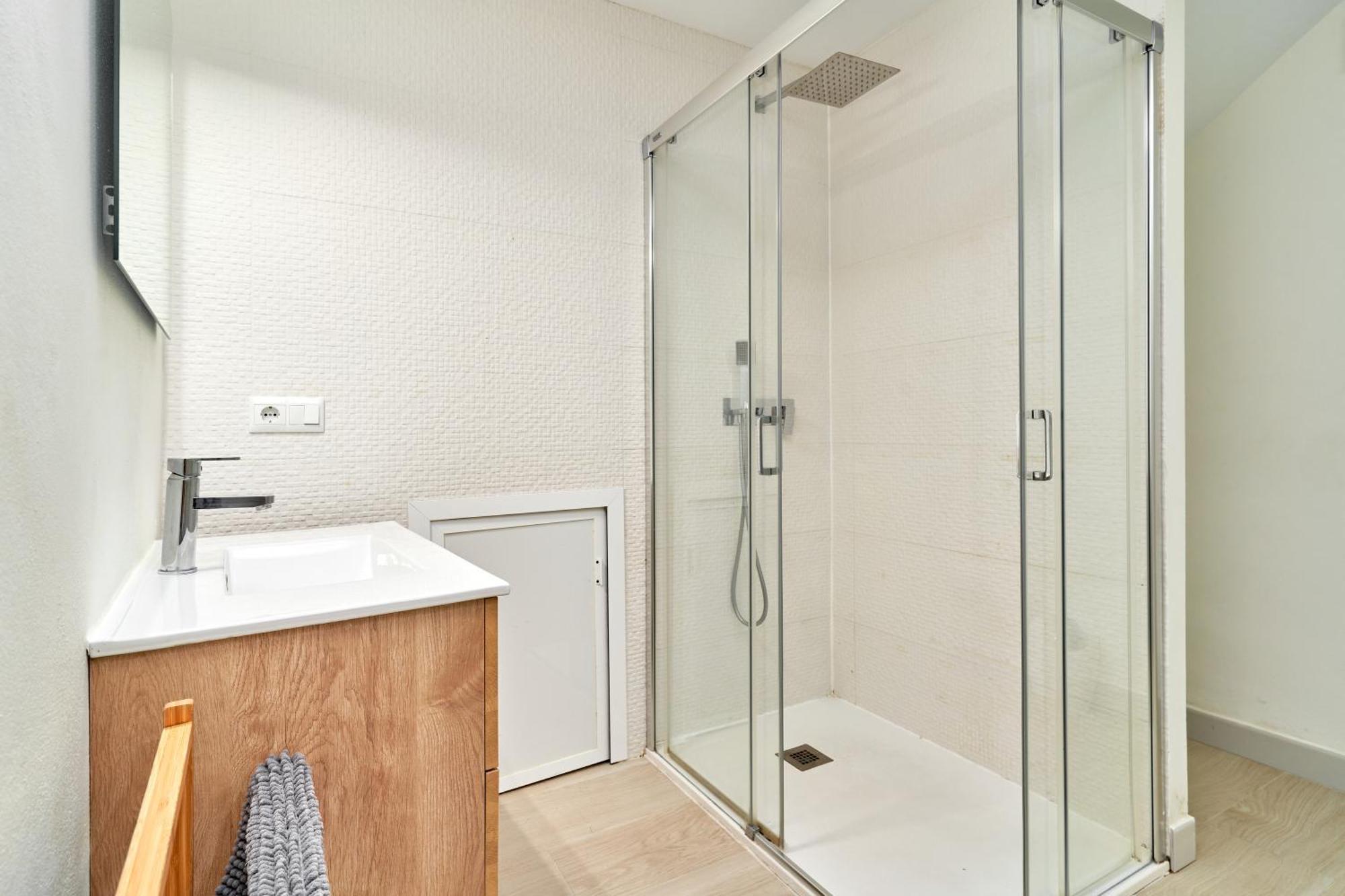 Luxury Apartment In เนร์คา ภายนอก รูปภาพ