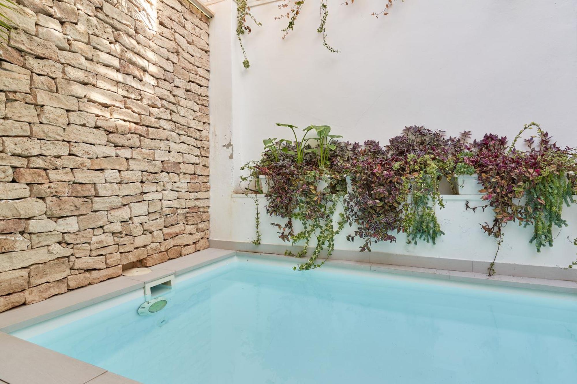 Luxury Apartment In เนร์คา ภายนอก รูปภาพ